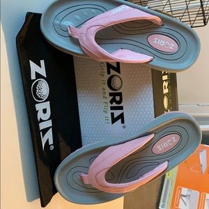 Zoriz Woman’s Golf Sandals Size 8